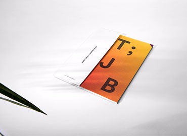 赤峰格如五轴加工中心